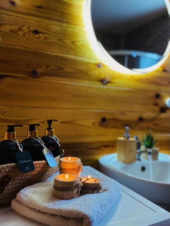 Detalji u kupatilu — vikendica Žabljak